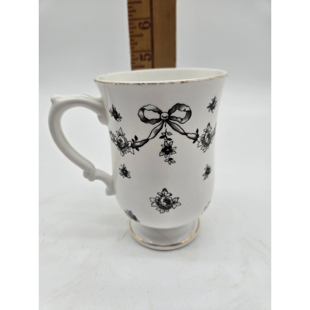 Royal Victoria Fine Bone China White Black Floral Bow Footed Tea Cup England‎